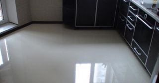 Наливной пол на кухне Вятские Поляны, цена от 864 руб.
