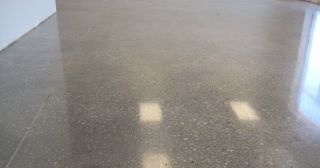 Обеспыливание бетонного пола Вятские Поляны, цена от 356 руб.
